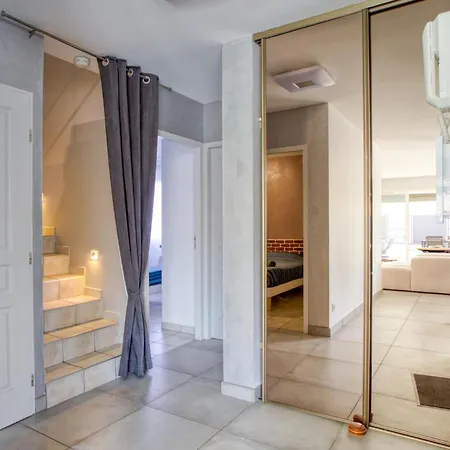 Villa Superbe Villa, 4 Chambres, Parking, Garage Et Piscine *
